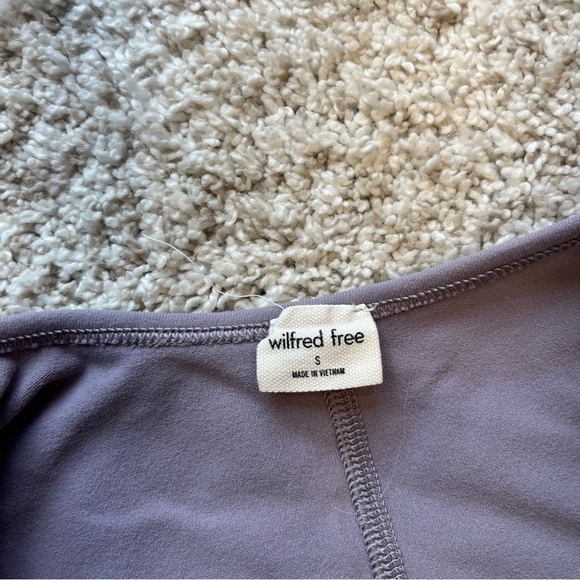 Wilfred Free Divinity 7" Romper - Picture 4 of 4